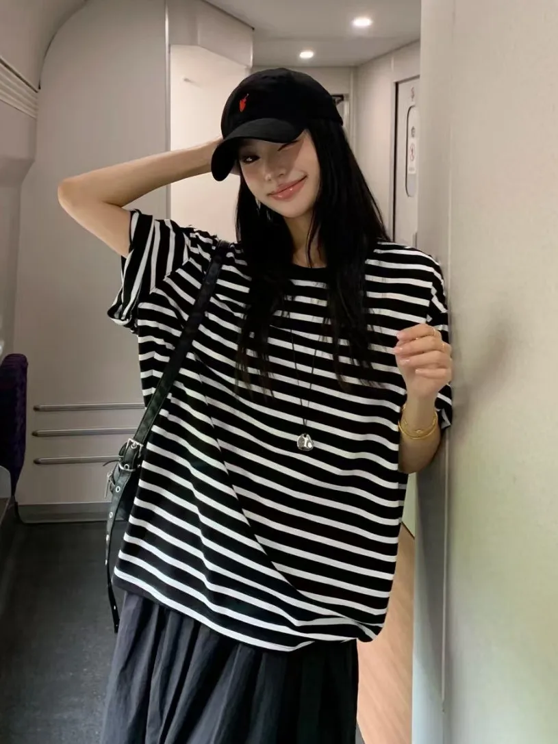 Loose Fit Casual round Neck Short Sleeve Striped T-Shirt Women's Summer Slimming Casual Versatile Black White Color Block Top