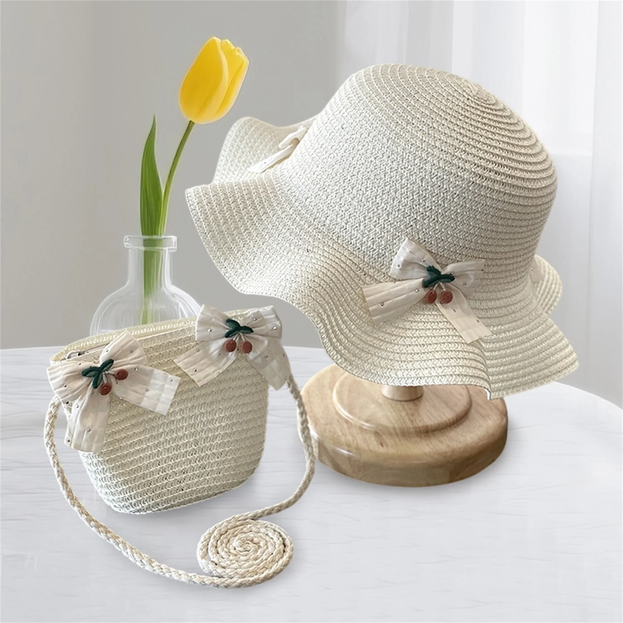 Niedlicher Eimerhut für Babys mit Blumendruck, stilvolle Strandkappe mit breiter Krempe und Sonnenschutz und passender Tragetasche