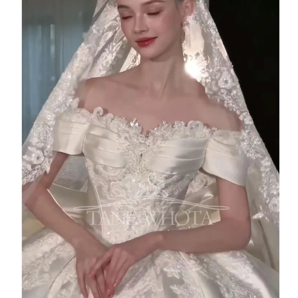 Luxury Sweetheart Off-Shoulder Wedding Dress Satin Lace Pearl Sequined Ball Gown Customizable Noiva Casamento Vestido