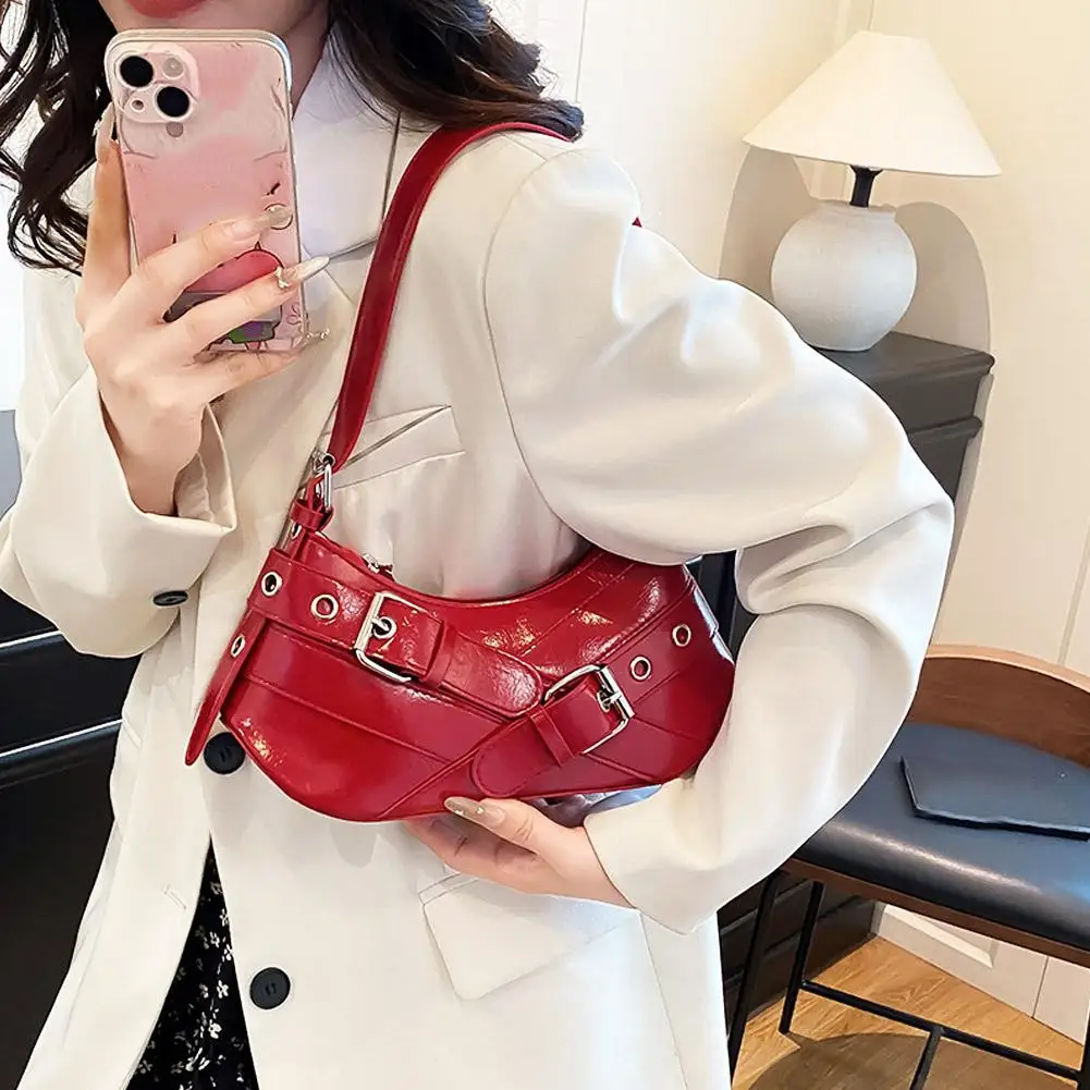 

Vintage Underarm Handbag Fashionable Motorcycle Shoulder Bag Punk Style Casual Crossbody for Hot Girl Night Out Daily Versa X0B5
