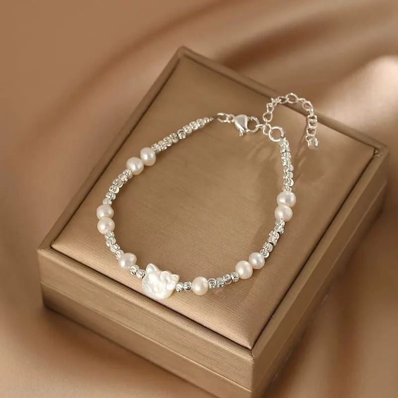 Minar Handmade Shiny Silver Water-wave Chain White Shell Fritillary Cat Head Freshwater Pearl Charm Bracelets for Women Gift