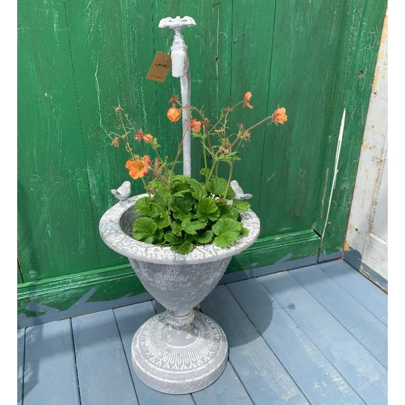 Garden grocery faucets, flower pots, flower stands