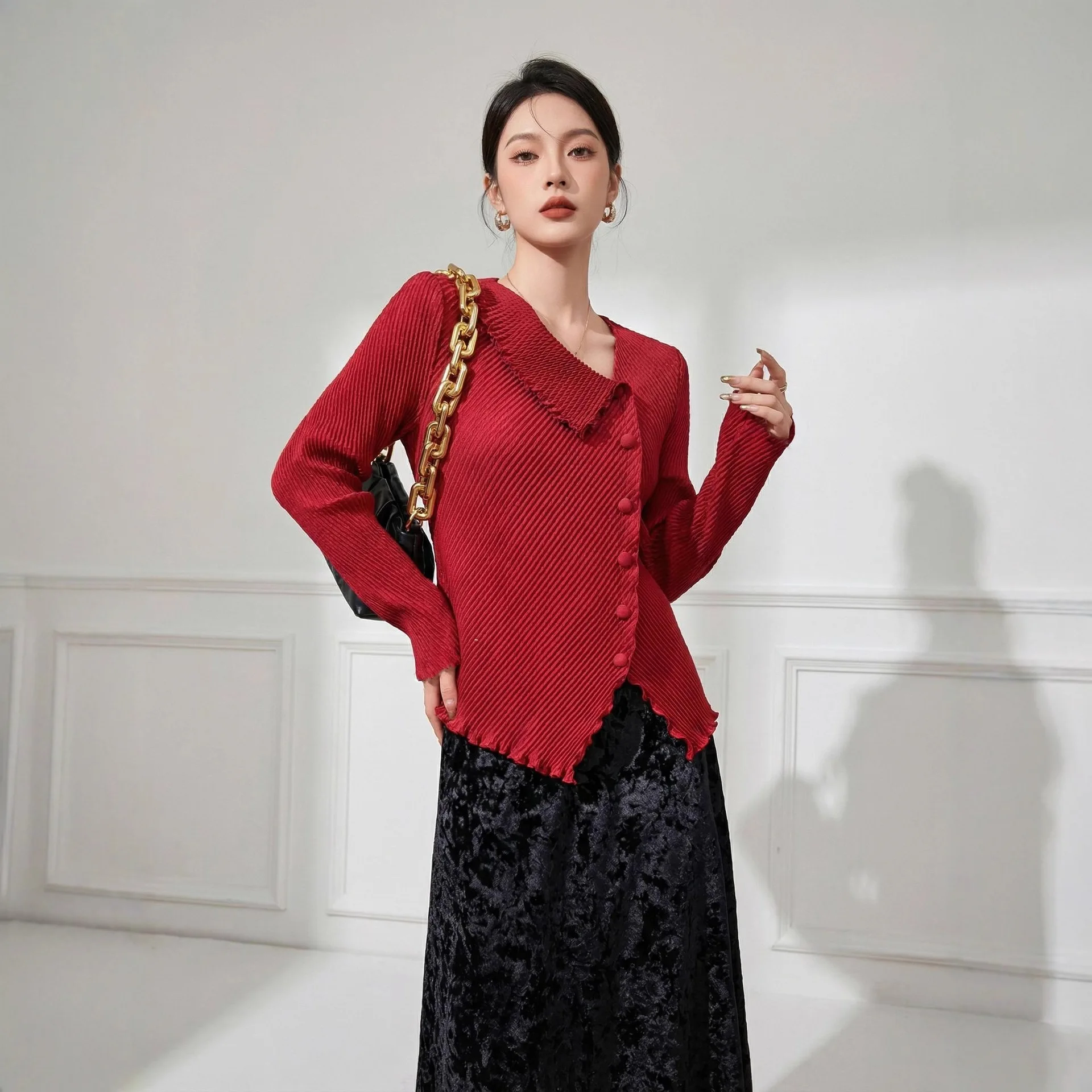 

Женская футболка с плиссировкой в стиле Мияке, весна 2026, новинка, с воротником-стойкой и длинными рукавами, повседневная, универсальная женская одежда