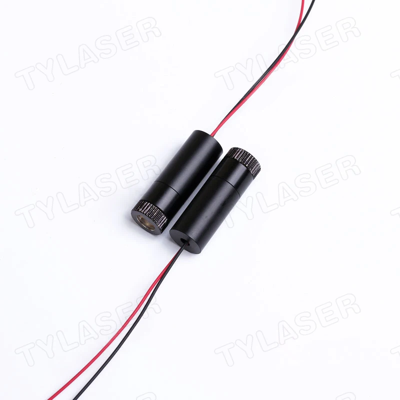 وحدة ليزر الخط الأخضر D12X45mm قابلة للتركيز 50nm 5mw 10mw 20mw 30mw مادة الألومنيوم الشخصي قابل للتعديل التركيز PMMA عدسة
