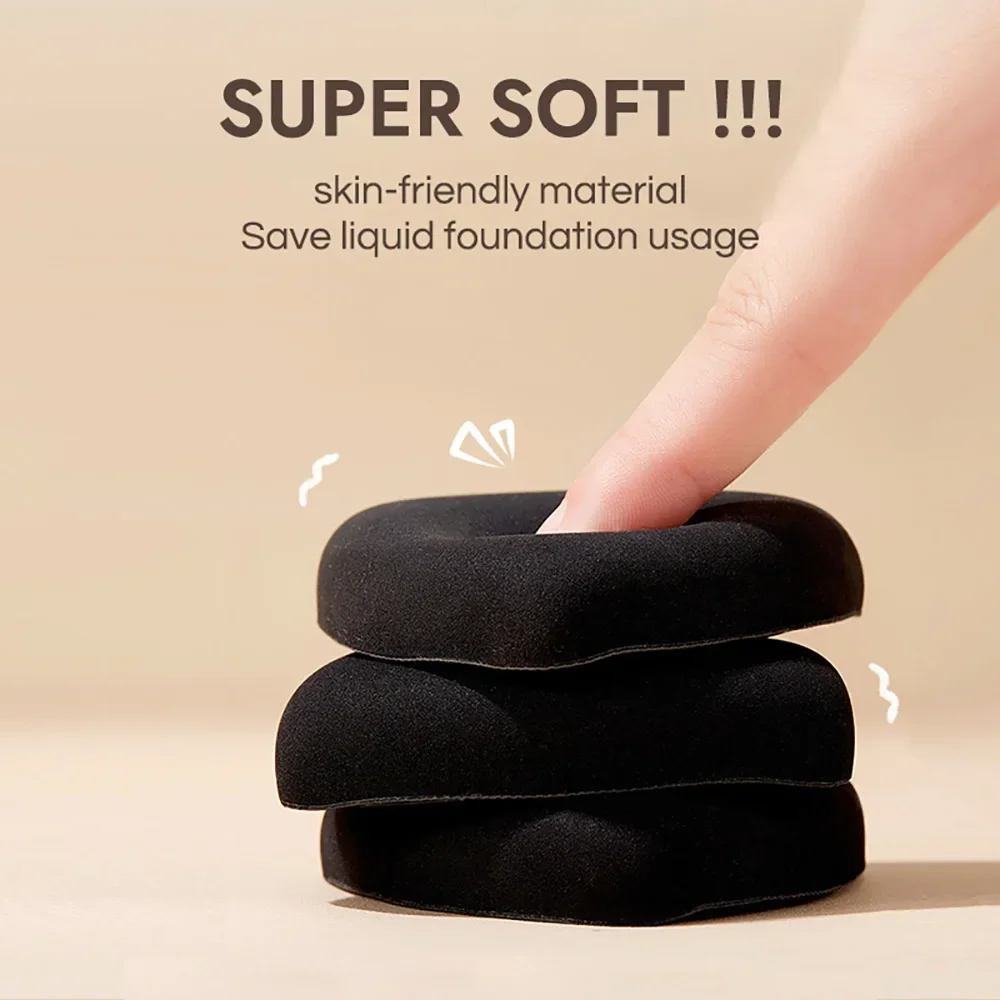 وسادة مكياج خافي عيوب البشرة باللون الأسود المثلث الناعم من GECOMO رطبة وجافة ذات الاستخدام المزدوج
