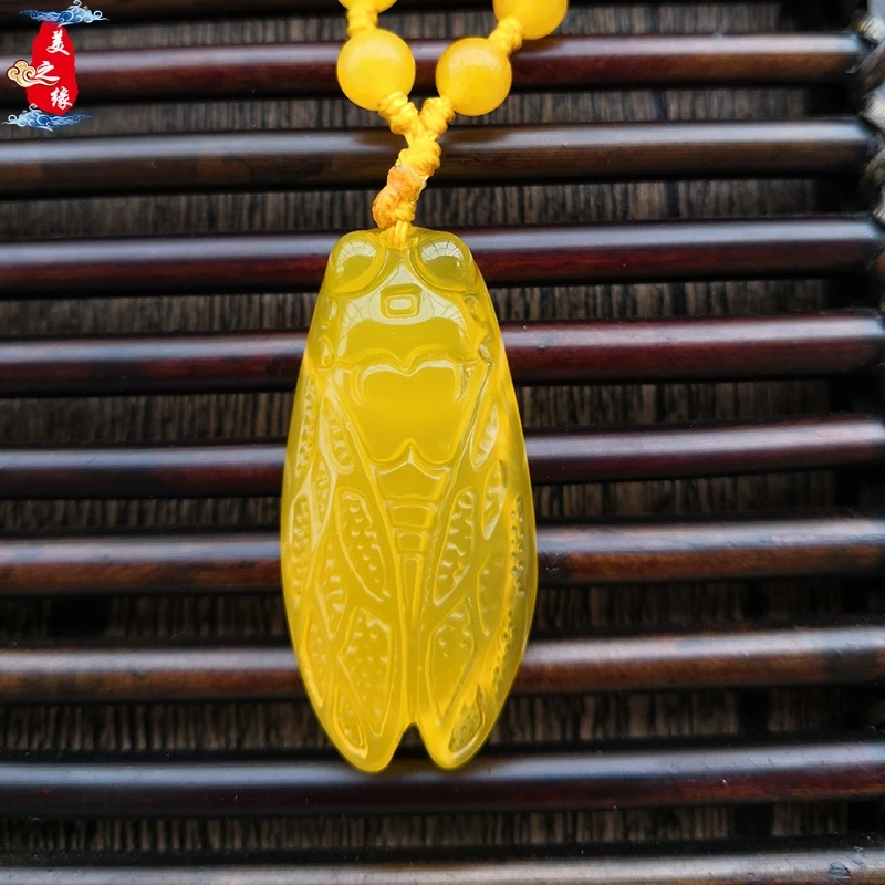 Exquisite Yellow Agate Pendant Cicada Amulet Lucky Mascot Chalcedony Hanging Talisman With Bead Necklace Nice