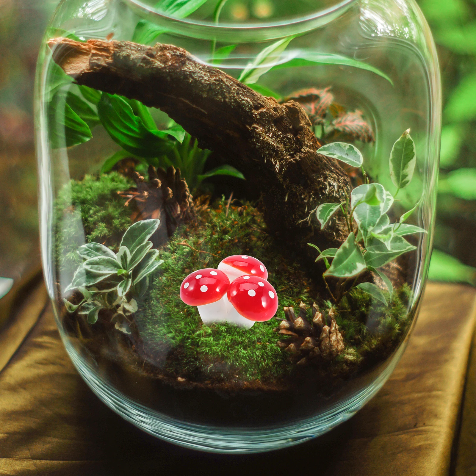 

100pcs Miniature Mushroom naments Simulated Decorative Fake Mushrooms for Mini Garden Micro L Cake Decor Lightweight Foam
