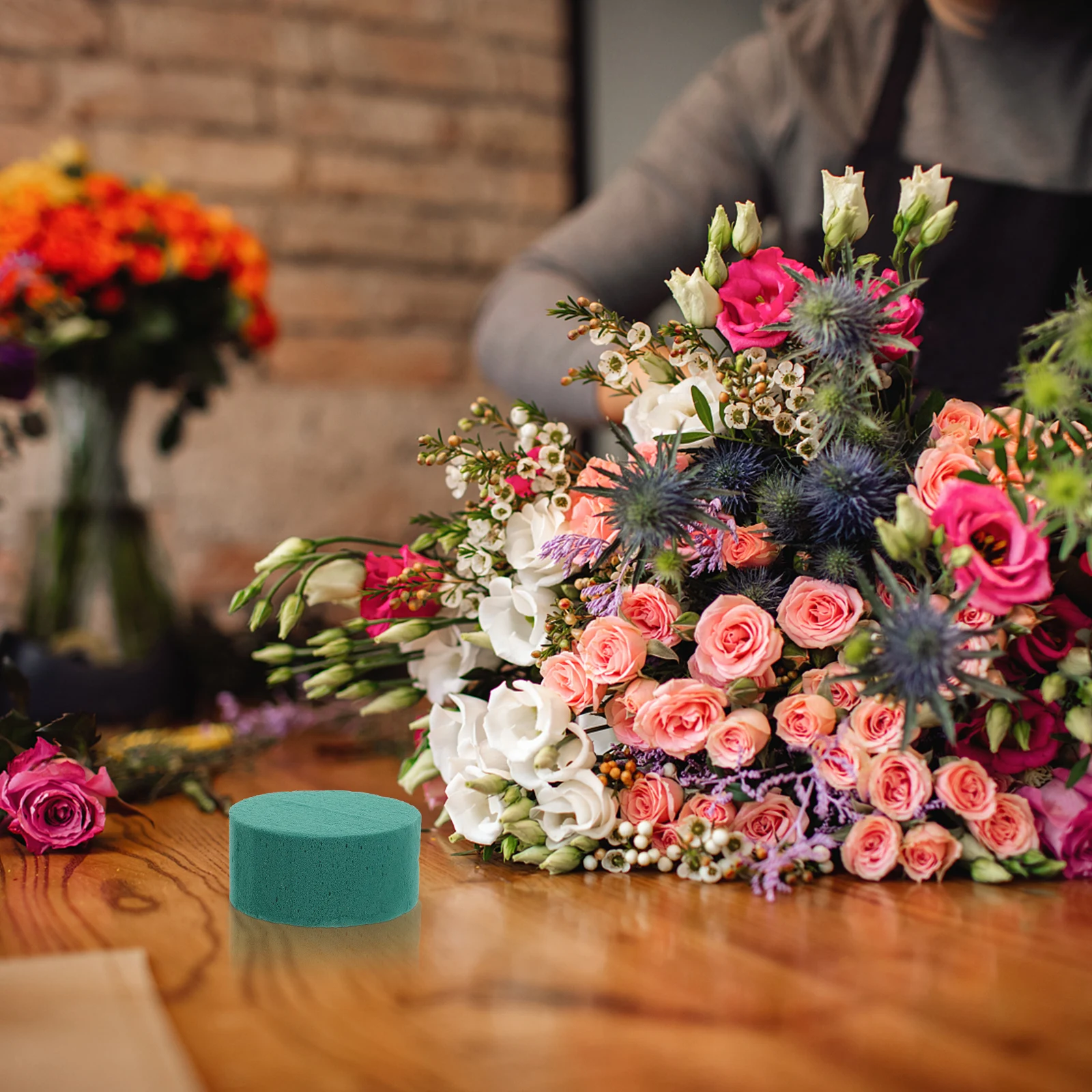 

6 pcs Cylindrical Flower Arrangement Mud Water Absorb Accessories DIY Decorations Sponge Plant Bowl Floral Foams Home Shop
