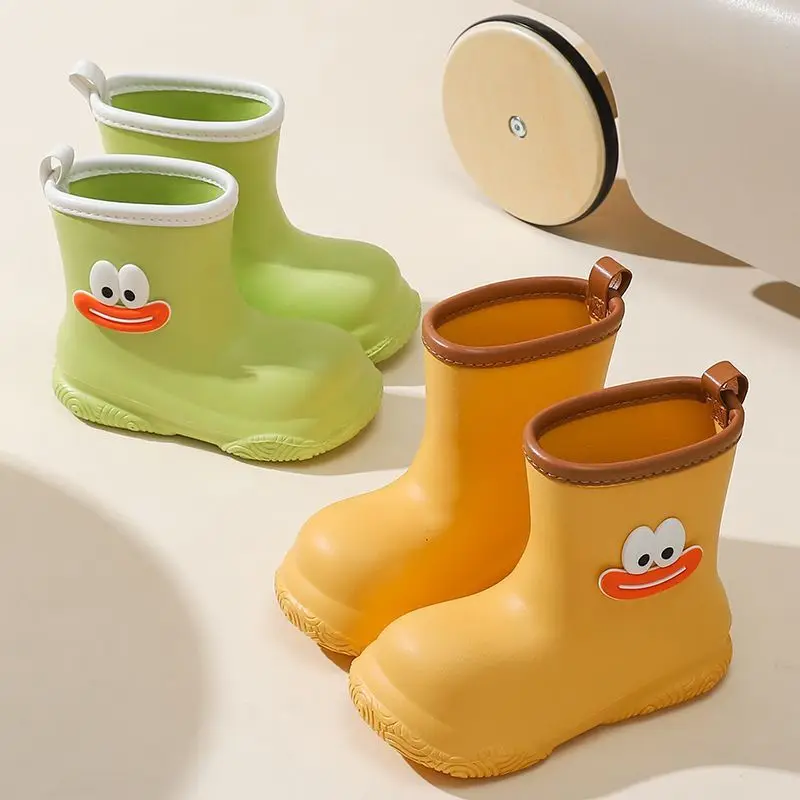 

Children’s Waterproof Rain Boots Cute Warm Fleece Lined Non Slip Rain Shoes for Boys Girls Outdoor Toddler Water Shoes