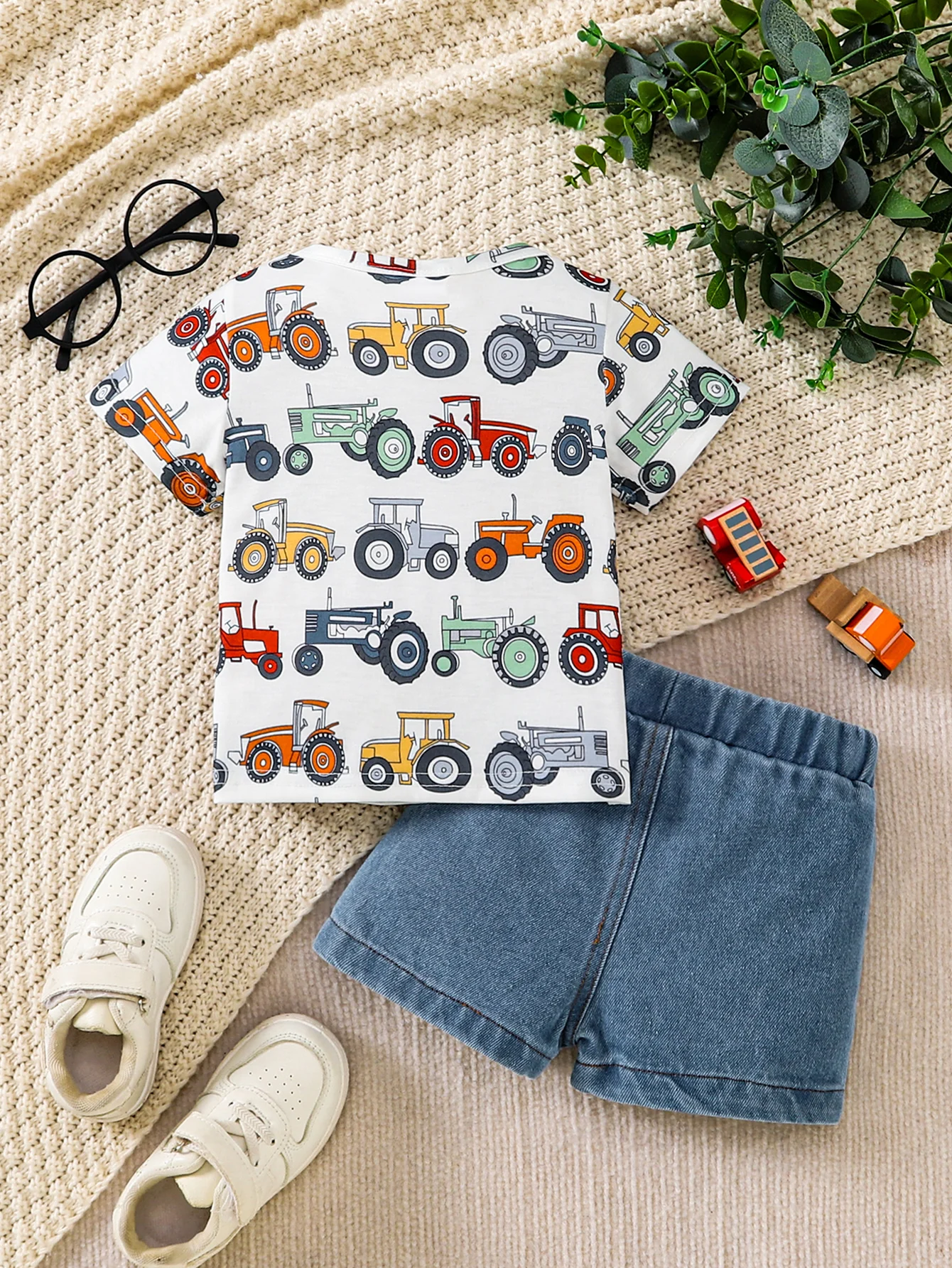 2026 Spring Summer Cute Baby Boy Vehicle Print Short Sleeve T-Shirt & Distressed Denim Shorts 2-Piece Set 0-4 Years: Soft Fabric