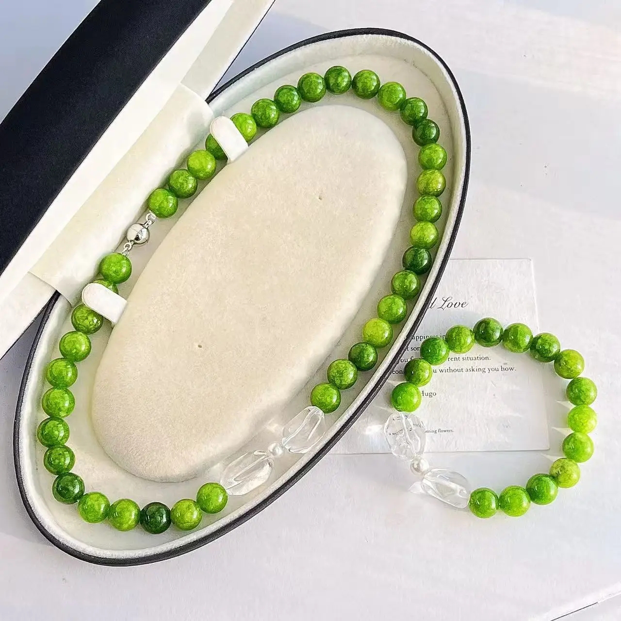 High Quality Retro Green Quartz Rock Natural White Crystal Design Bracelet Necklace Set Clothing Matching Jewelry