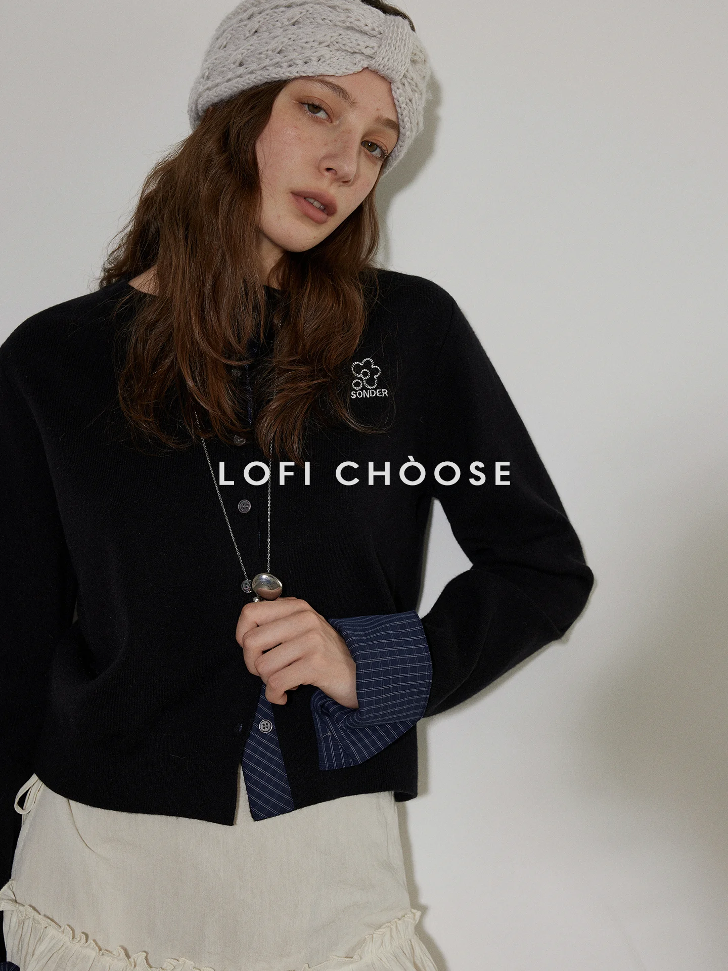 

Женский свободный кардиган Lofi в стиле ретро с вышивкой и клетчатыми вставками, осенняя новинка, дизайнерская модель