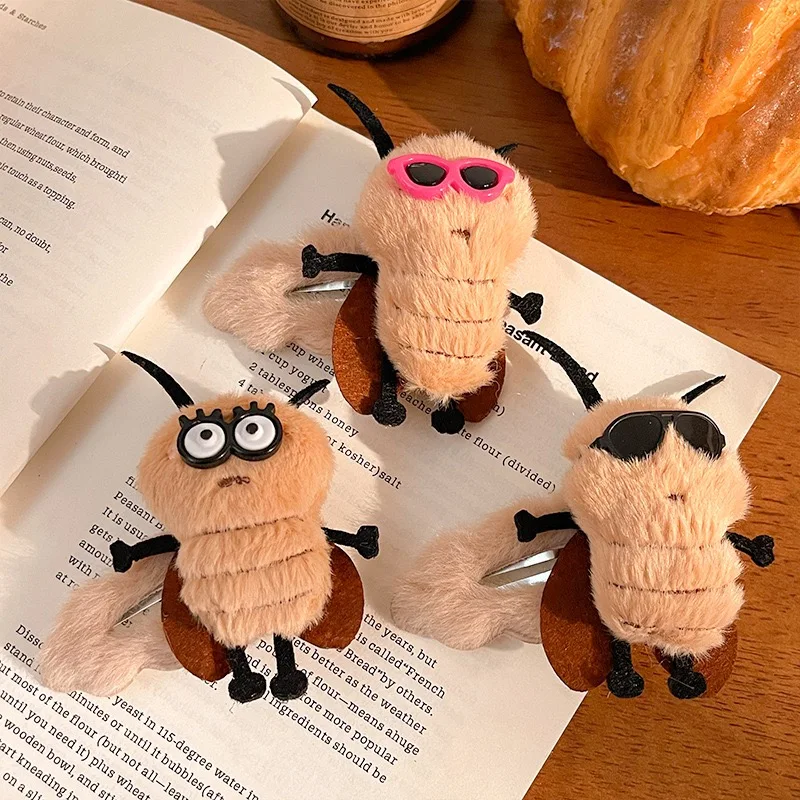 1pc Creative quirky and cute little cockroach-shaped plush hairpin, bangs clip, fun BB clip hair accessory