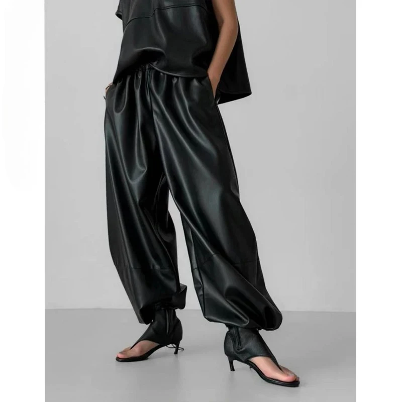 

Женские брюки из искусственной кожи с высокой талией, прямые брюки в стиле ретро, мягкие повседневные брюки из искусственной кожи в стиле панк, осень-зима 2025 года, одежда феи в стиле гранж