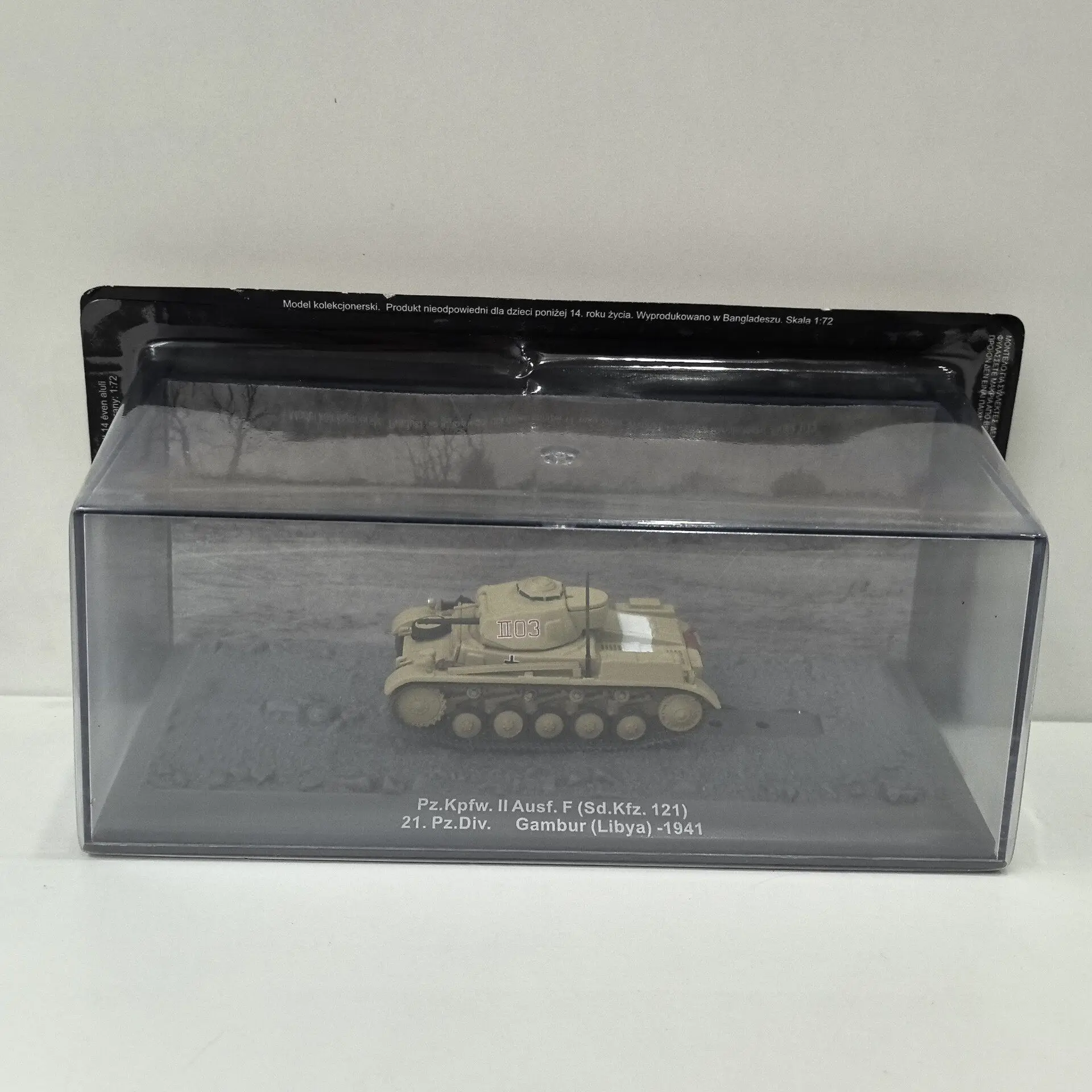 

Diecast DEA 1/72 Scale PZ KPFW 1941 S6 Alloy Tank Model