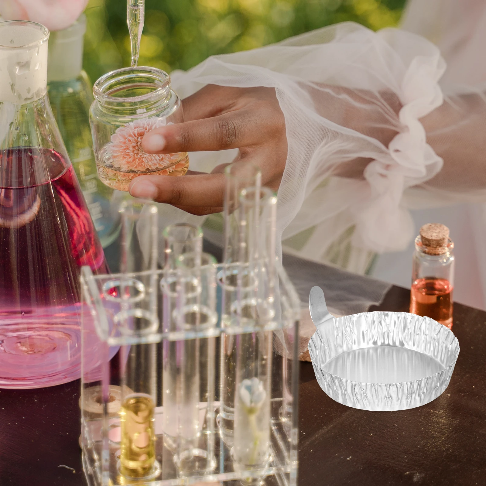 

50pcs Aluminum Foil Weighing Dish Durable High Temperature Resistant Laboratory Equipment Sample Trays Dry Containers