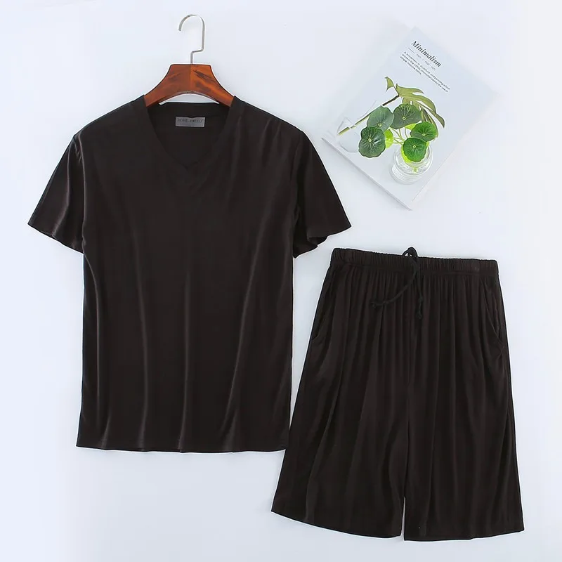 V neck black