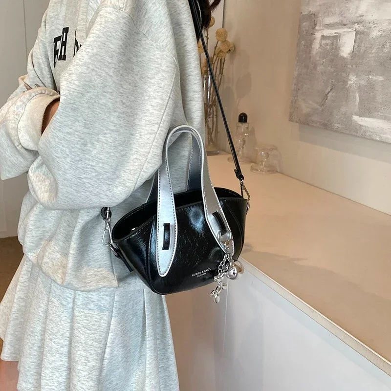 Chain Zipper PU High-quality Shoulder Bag 2024 Hot Selling Material Fashionable Crossbody Bag Soft and Versatile Women's Handbag