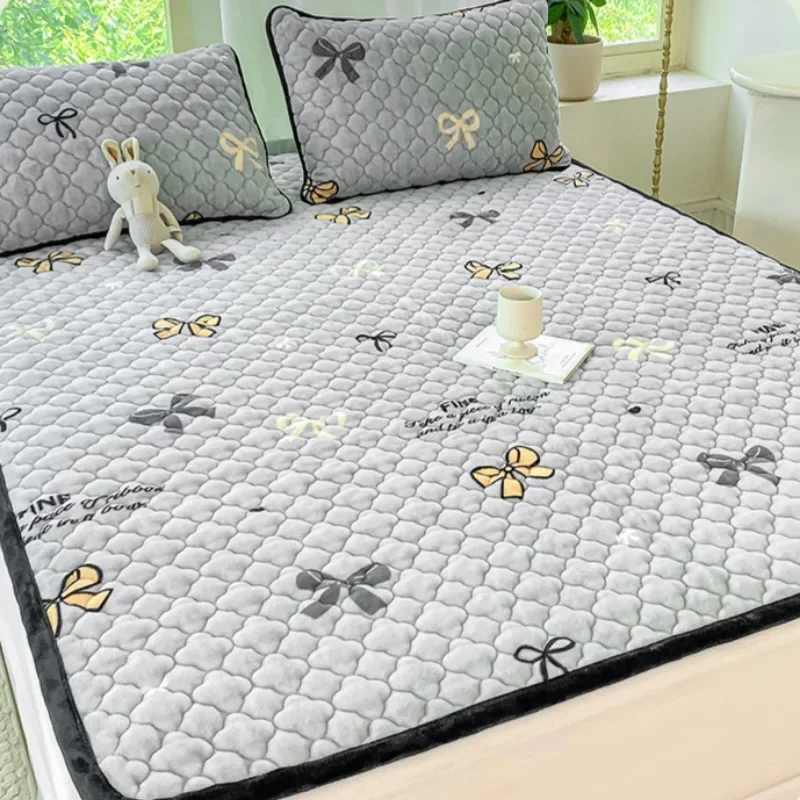 1pc Thickened Bed Sheet Winter Warm Plush Mattress Topper Cartoon Cute Bedspread Mattress Cover Foldable Tatami Floor Thin Mat