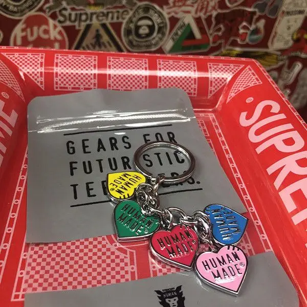 2026-ヒューマンメイド-ハート-キーホルダー-バッグチャーム-ケイコ-スートメ-ニゴ-かわいいギフト-ストリートウェア
