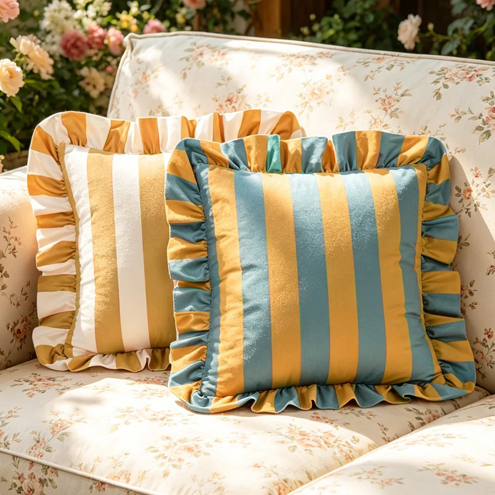 Striped Lace Velvet Pillowcase Image 14