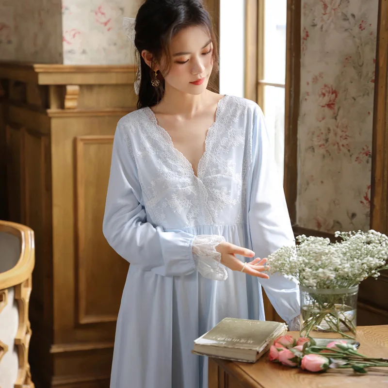 

Long-Sleeved Cotton Nightdress Women's Spring Retro Palace Style Princess Sexy Lace v-Neck Long Pajamas Home Service Autumn