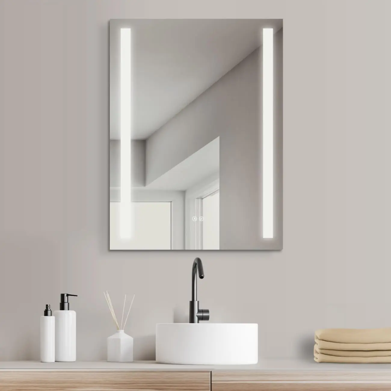 HOKO® LED Badezimmerspiegel 60x80 cm Touch-Schalter 3 Lichtfarben 2700K-6500K Wandspiegel mit Beleuchtung Bad Kosmetikspiegel