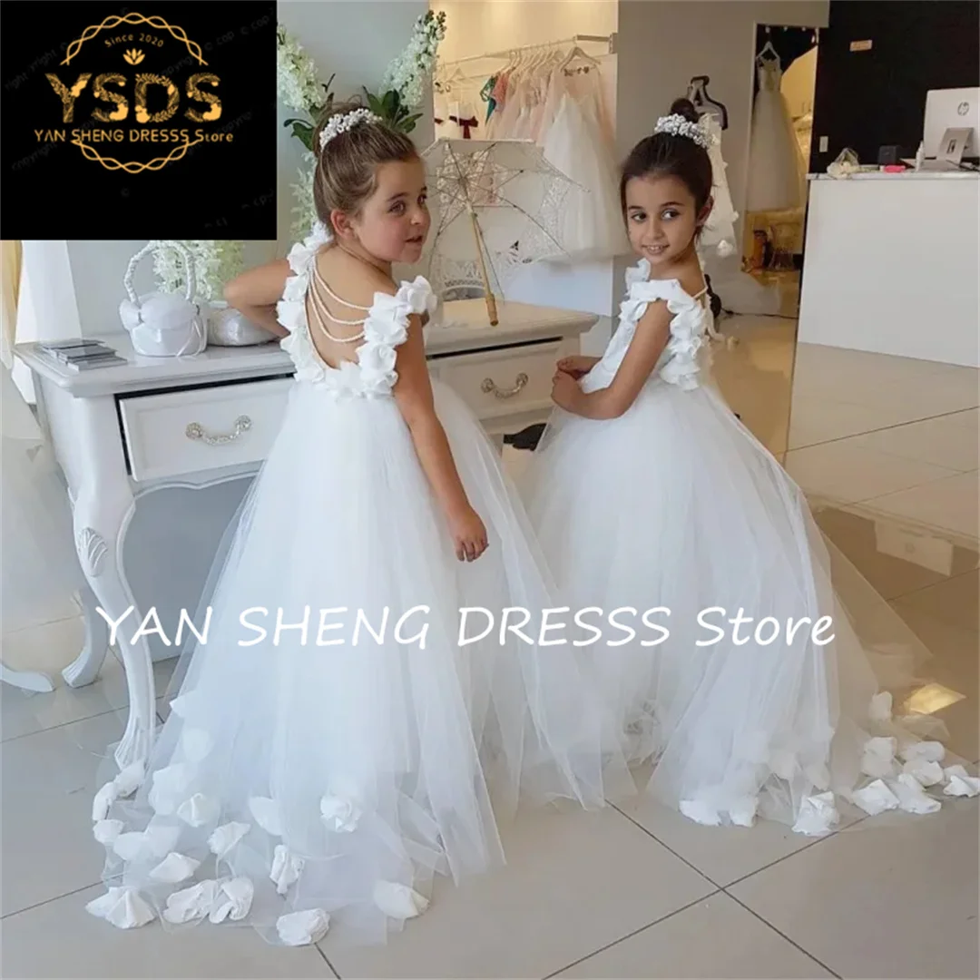 

White Flower Girl Dresses Tulle Puffy Appliques With 3D Petal Pearl Back Sleeveless For Wedding Birthday First Communion Gowns