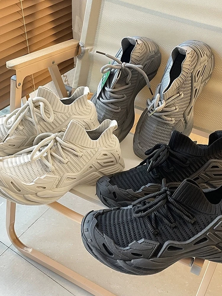 

Ultra Breathable Fly Knit Sports Casual oes Men's Outdoor Hiking oes o Absorption Summer Faion Sneakers