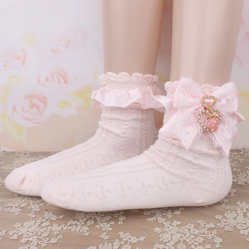 かわいい女の子用コットンソフトソックス、スイートロリータレースパールハートストロベリーペンダントボウストッキング、キュートなjk制服コスショートソックス