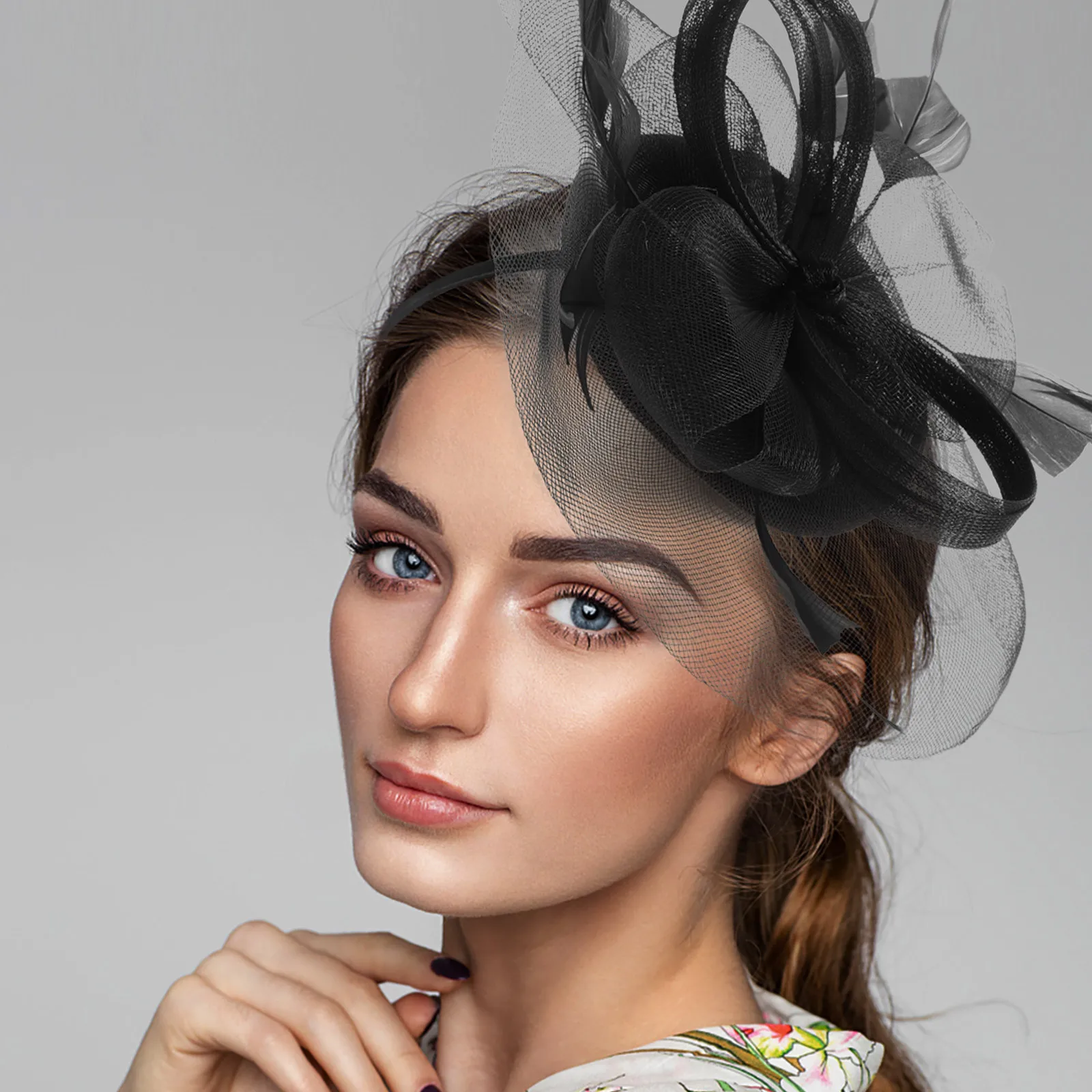 

Gauze Fascinator Hat Women Headband for Tea Party Wedding Banquet Artificial Plume Design Lightweight Elegant Headpiece