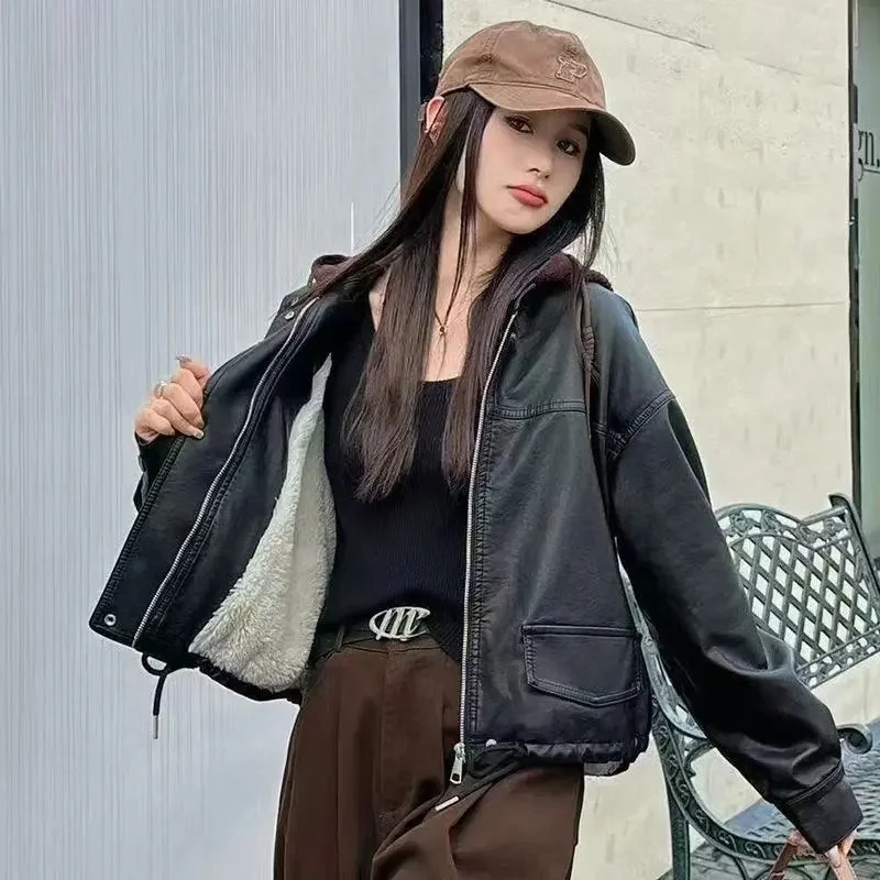 2025 여성 패션 인조 가죽 코트 가을 겨울 여성 탈부착 가능한 후드 재킷 한국 여성 긴 소매 PU 가죽 아우터