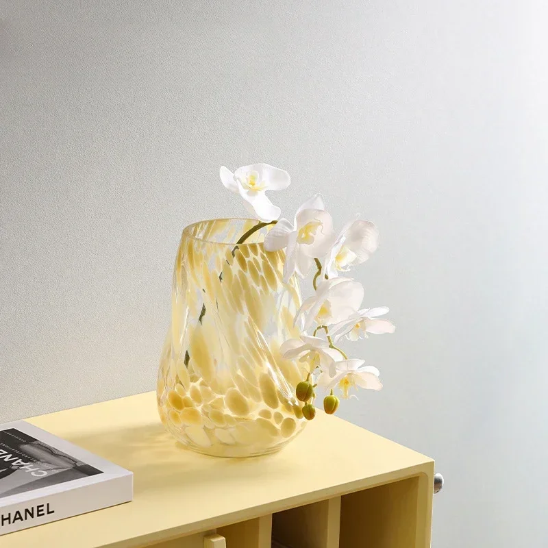 

Transparent Twisted Yellow Glass Small Vase Decoration Porch Living Room Bedroom Desktop Dining Table Abstract Home Decoration