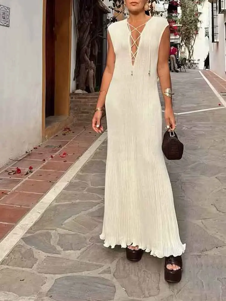 

European style new women's fashion versatile temperament sleeveless deep V lace sexy slim vest dress