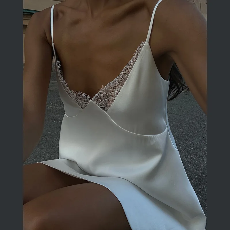 فستان ستان بلون سادة، مزيج أبيض مع تنورة ربط من الدانتيل، فستان مثير بحزام سباغيتي مع حزام مفتوح الظهر بدون ظهر #3