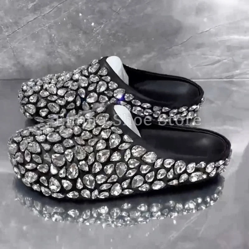 

Korean Style Round Toe Crystal Decoration Slippers Luxury Bling Diamond Flat Bottom Slides Women's Comfort Outdoor Shoe Summer