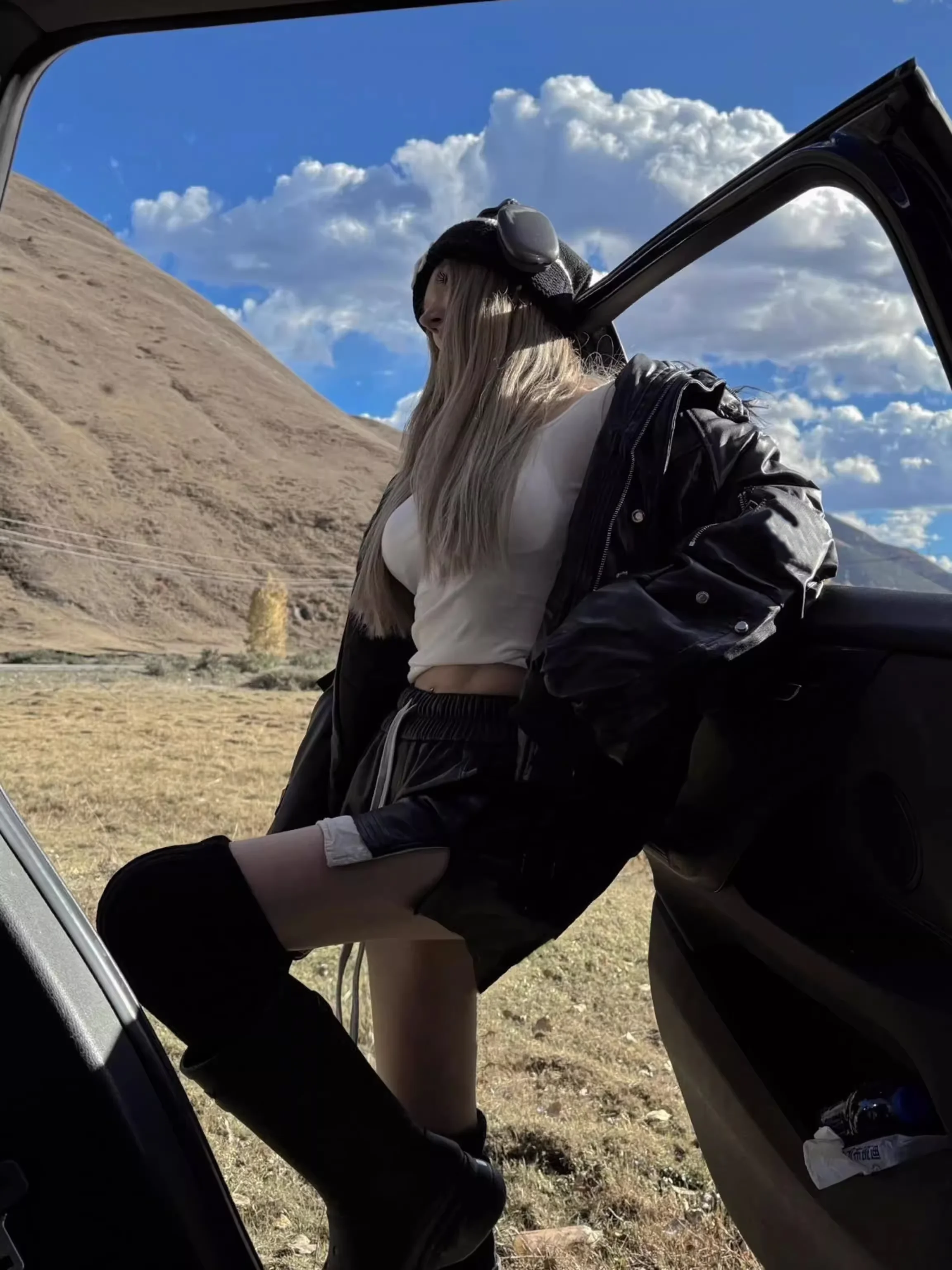 Thumbnail 3 - #41 Trending Mens Leather Coats Right Now