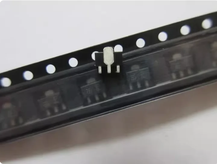 BCX56-16 BL silk-screened surface mount transistor SOT89 NPN medium power transistor
