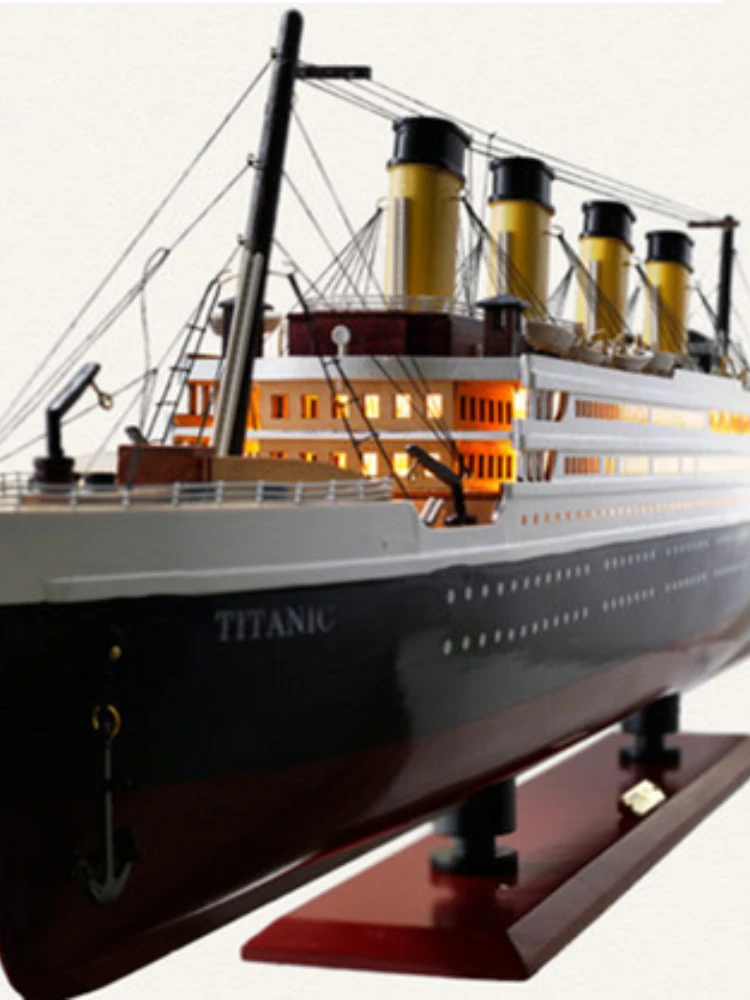 30-100 CM Wooden Titanic Cruise Ship Model with LED Decoration Wood Sailboat Craft Lights Creative Decor