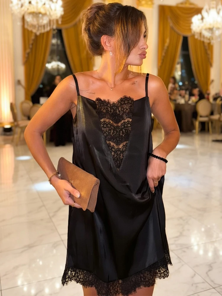 Schwarzes Spitzen-Slip-Kleid für Damen, sexy, mit Aussparungen, ärmellos, kurzes Party- und Clubkleid, Rüschen, locker, elegant, rückenfrei, Minikleid 2026