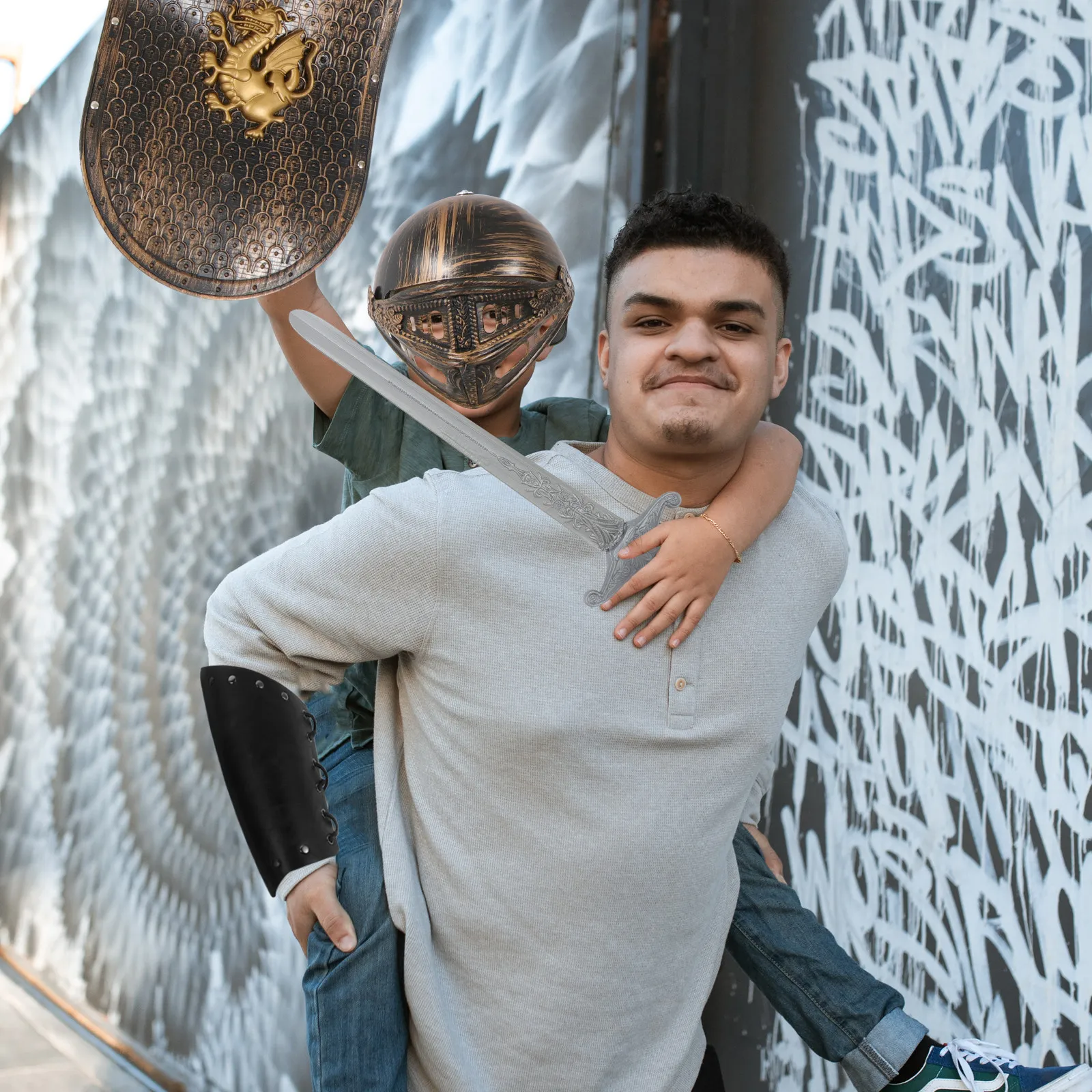 

2 шт. средневековые наручи, винтажные рыцарские защитные накладки на руку, регулируемые манжеты из ПУ, аксессуары в стиле Ренессанс, доспехи для косплея и театра