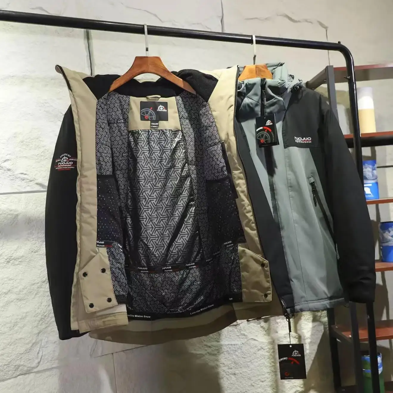 

Super Thiened Cotton Jaet Men's Outdoor Sports Casual Windproof Water-Resistant Snowboard Suit Faionable Urban Sle