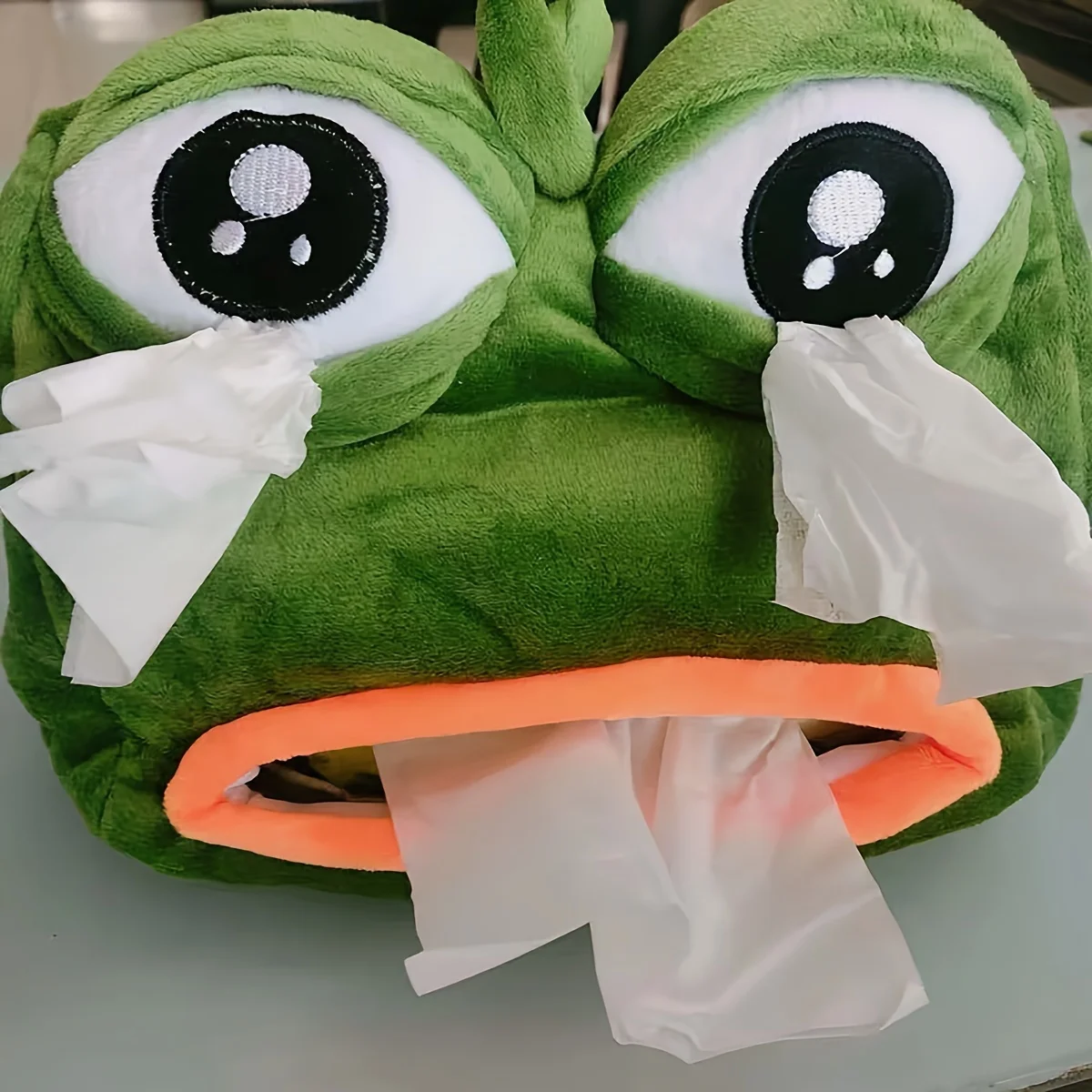 

1pc Funny Plush Sad Frog Tissue Box Car Bedroom Dressers Night Stands Paper Tissue Holder Garden Home Decoration Gift Paper Towe