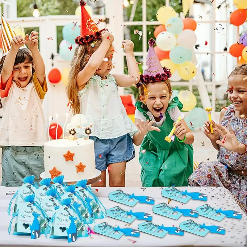 Bonito tubarão pingente chaveiro, recompensa escolar, férias de praia, alimentação do partido, decorações de tubarão, chaveiro