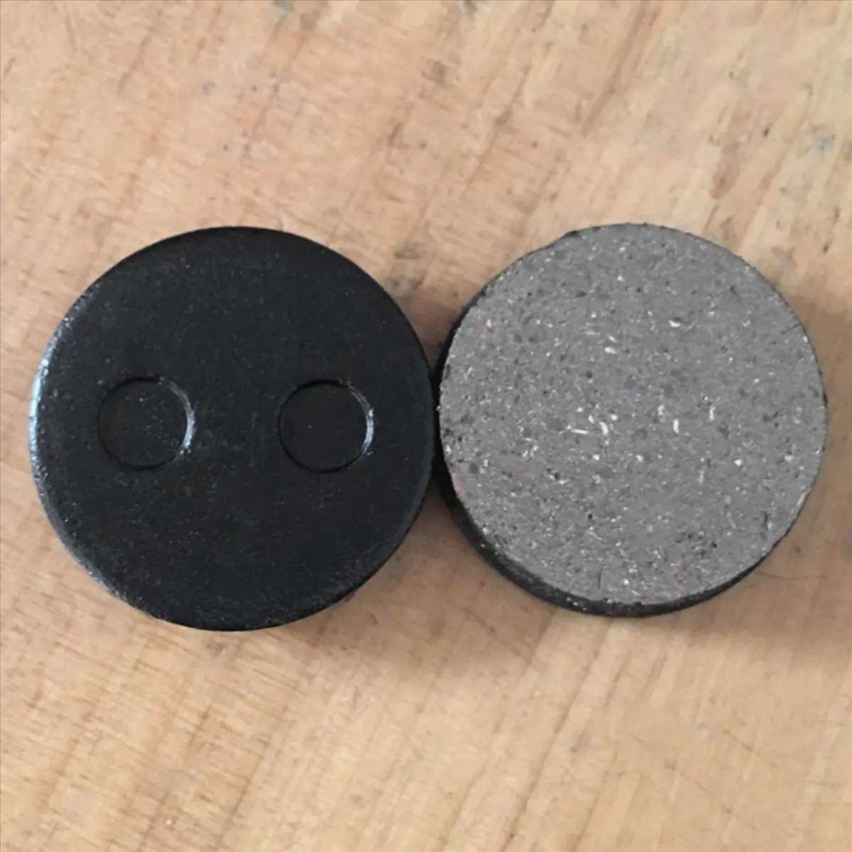 

[AD12] 160Pcs MTB Disc Brake Pads Kit for Xiaomi Mijia M365 Scooter Skateboard Caliper M365 Mountain Bike Bicycle