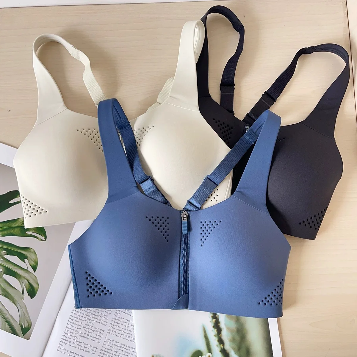 

Womens Sports Front Zip High Impact Sports Bra All In One Cup Shock Absorbing Support Yoga Underwire Free Adjustable Straps