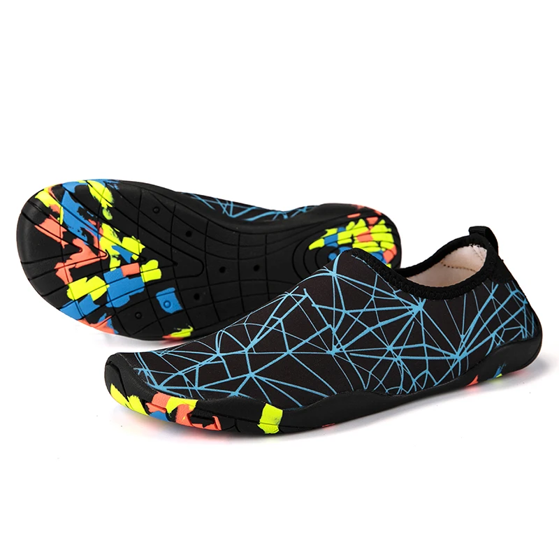 

New Unisex Water Sports Shoes Barefoot Quick-Dry Aqua Yoga Socks Slip-on for Men Women Barefoot Surfing Upstream Sneakers 35-47
