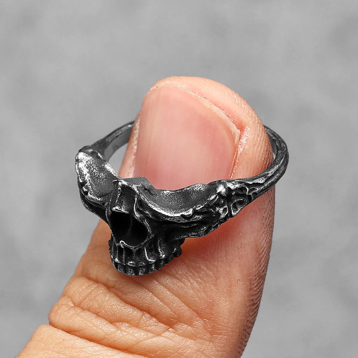 Bridge of Nose Skull Men Rings Stainless Steel Women Jewelry Punk Gothic Rock Vintage Black Fashion Accessories Gift Wholesale view 3