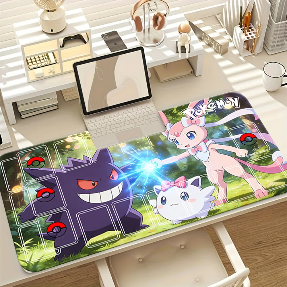 

Игровой коврик для карточной игры Pokemon TCG с изображением Gengar и Sylveon, большой расширенный коврик для мыши с отсеками для карт, нескользящий настольный коврик для коллекционных карточных игр