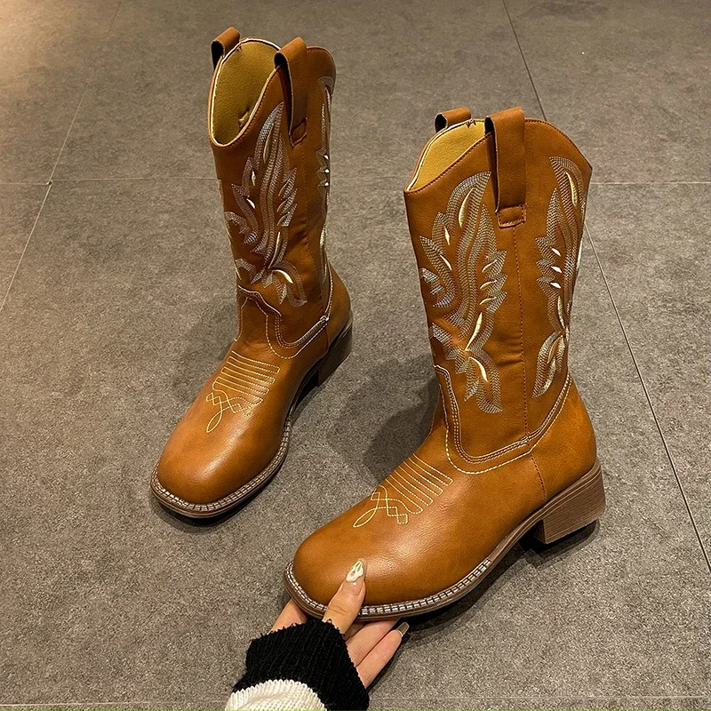 2023 New Winter Women\'s Boots Vintage Retro Embroidery  Brown Thick Heels Boots Knight Boots Western Cowboy Boots